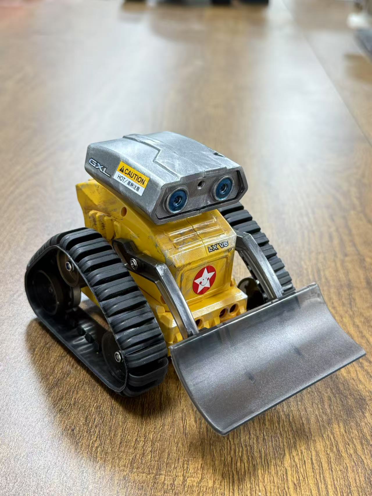 Little remote-controlled robot